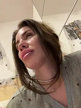 CelineReys online show from 10-25-25, 09:06