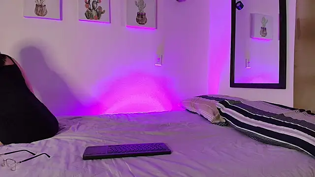 pleasurecompany3 online show from 01-11-26, 04:39