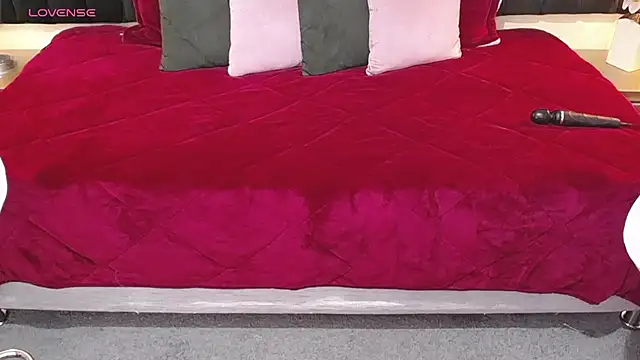 ailyn maury online show from 02-02-26, 01:32