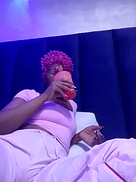 Snapshot of Hotytoty26 chatting on 09-28-25, 03:28 Hotytoty26 online show from 09-28-25, 03:28