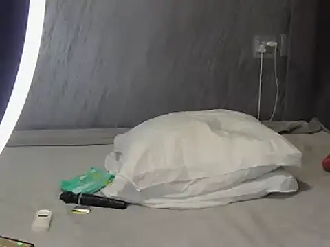 Snapshot of Hotytoty26 chatting on 10-21-25, 04:57 Hotytoty26 online show from 10-21-25, 04:57