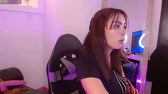 Snapshot of dayancarolina_ chatting on 09-16-25, 03:46 dayancarolina online show from 09-16-25, 03:46