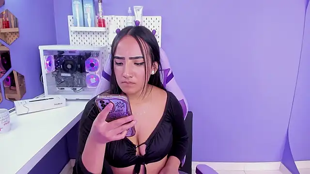 Snapshot of Alice_26_ chatting on 03-03-26, 02:23 Alice 26 online show from 03-03-26, 02:23