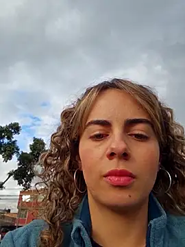 Snapshot of Sairy_ chatting on 10-15-25, 09:26 Sairy online show from 10-15-25, 09:26