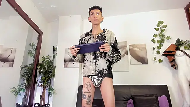 Giotrashy online show from 10-13-25, 08:09