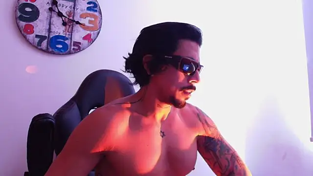 josemeirelesfox online show from 10-07-25, 09:34