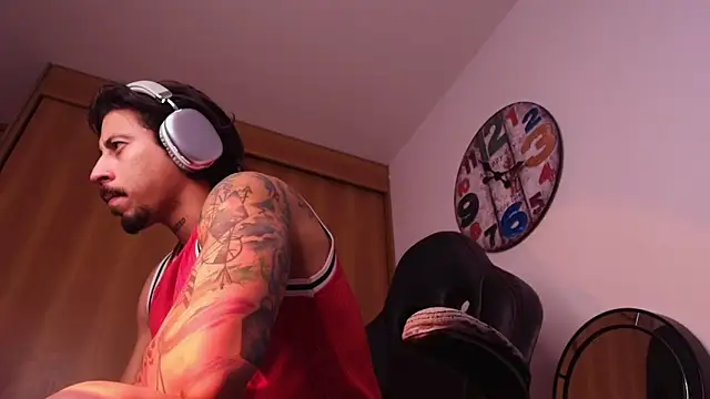 josemeirelesfox online show from 10-10-25, 11:59