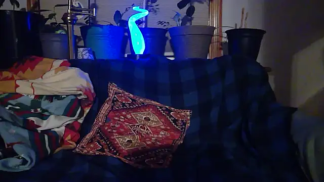 Snapshot of jonnygoodtimes chatting on 11-12-25, 01:06 jonnygoodtimes online show from 11-12-25, 01:06