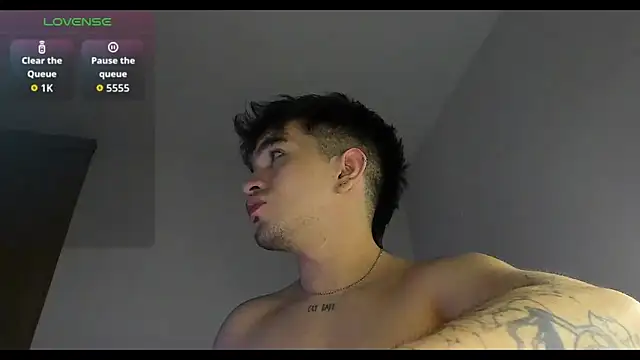 cmzo  online show from 11-25-25, 01:49