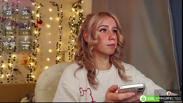 Snapshot of Mia__Kitty chatting on 09-26-25, 06:45 Mia  Kitty online show from 09-26-25, 06:45