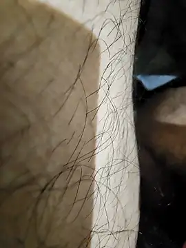 ikeike-kun online show from 10-18-25, 03:46