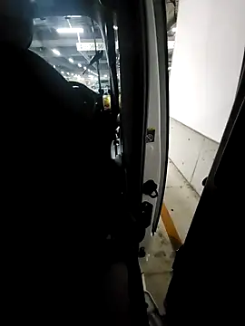 ikeike-kun online show from 10-21-25, 09:32