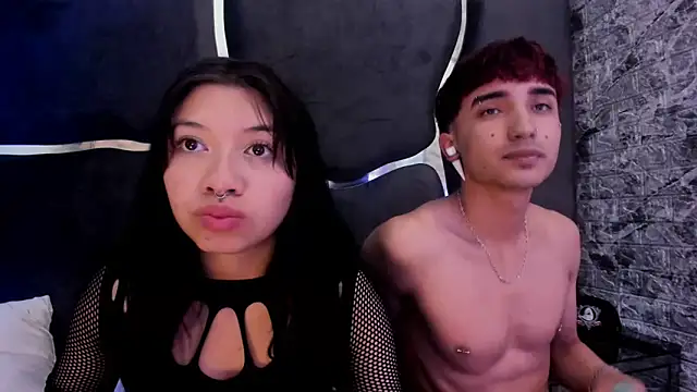 LauryAndNarem69 online show from 03-19-25, 08:43