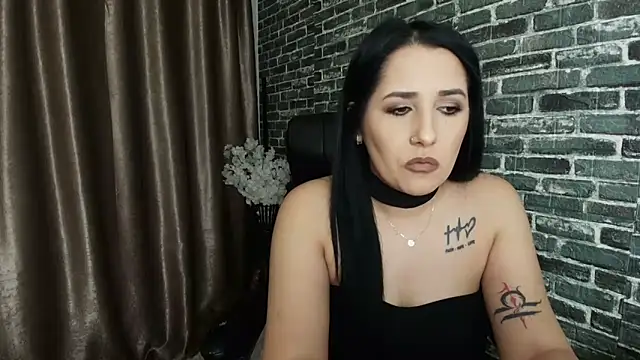 missdyaa online show from 10-16-25, 12:00