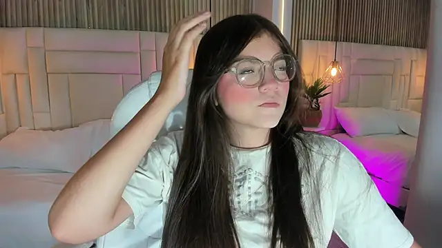 DulceVela  online show from 09-15-25, 10:43