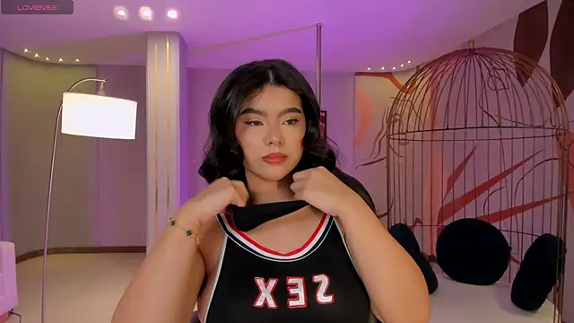 CandaseRussell online show from 10-30-25, 08:31