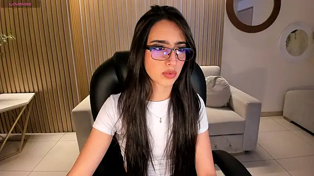 LarisaSmirnov online show from 10-23-25, 04:34