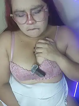 Snapshot of Trilyn25 chatting on 12-02-25, 03:01 Trilyn25 online show from 12-02-25, 03:01