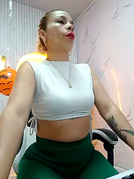 ferchisconejita online show from 10-06-25, 01:08