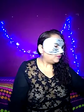 Snapshot of Pequitas_sexi chatting on 01-06-26, 06:17 Pequitas sexi online show from 01-06-26, 06:17