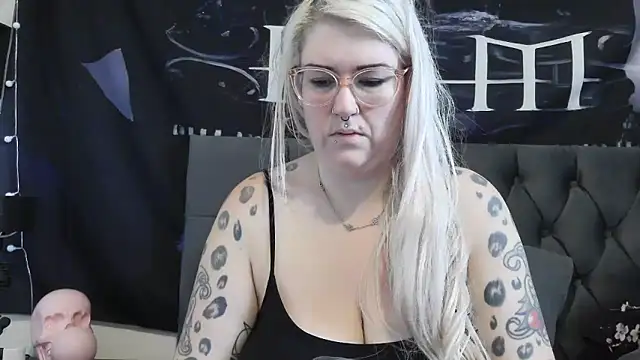 Sizzling Indie36 online show from 10-18-25, 10:05