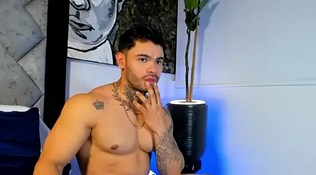 thiagoferrari2 online show from 03-20-25, 11:34