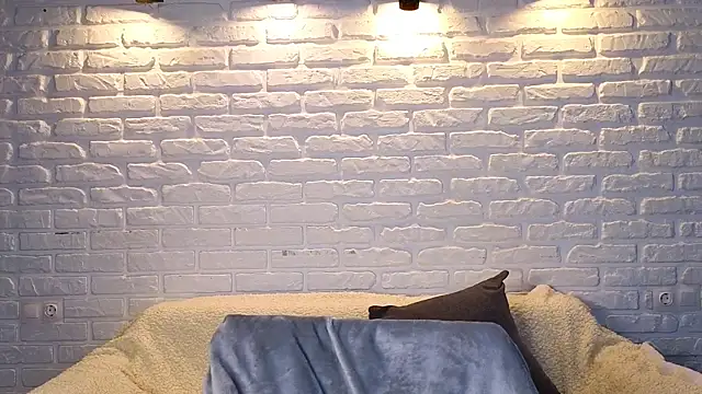 minigirl online show from 03-15-25, 04:13