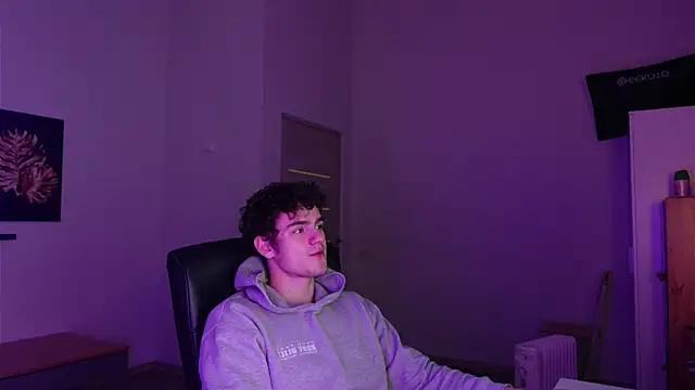 Brad Holloway online show from 11-30-25, 06:39