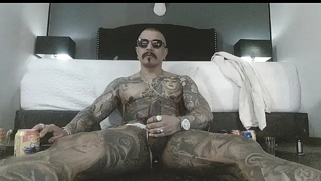 Snapshot of danilog515 chatting on 11-09-25, 09:02 danilog515 online show from 11-09-25, 09:02