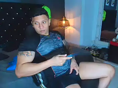 Snapshot of ethan_dalton_ chatting on 11-06-25, 03:07 ethan dalton online show from 11-06-25, 03:07