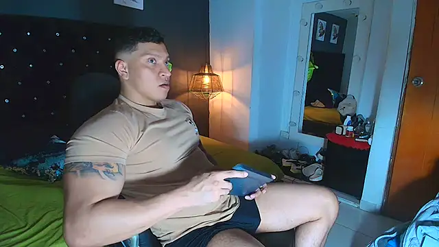 Snapshot of ethan_dalton_ chatting on 11-15-25, 03:48 ethan dalton online show from 11-15-25, 03:48