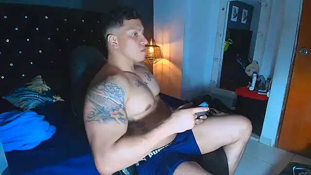 Snapshot of ethan_dalton_ chatting on 11-17-25, 03:12 ethan dalton online show from 11-17-25, 03:12