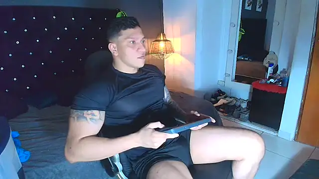 Snapshot of ethan_dalton_ chatting on 11-27-25, 03:19 ethan dalton online show from 11-27-25, 03:19