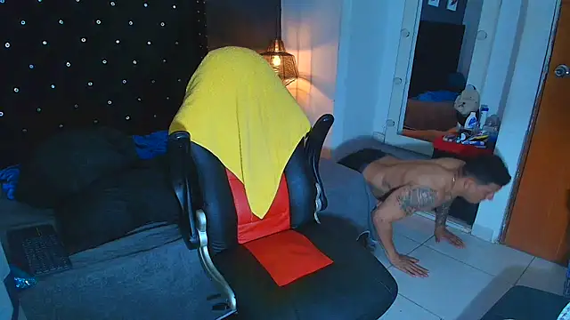 Snapshot of ethan_dalton_ chatting on 11-29-25, 03:53 ethan dalton online show from 11-29-25, 03:53