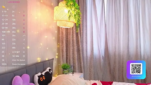 ConstanceHelms online show from 03-27-26, 05:02