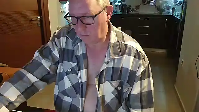 JamesBauer online show from 02-12-26, 04:29