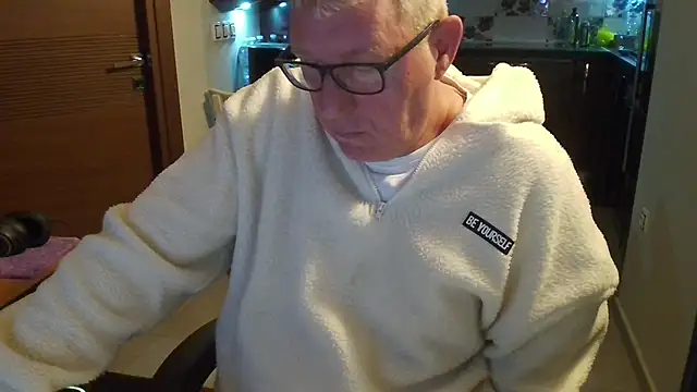 JamesBauer online show from 02-21-26, 04:46