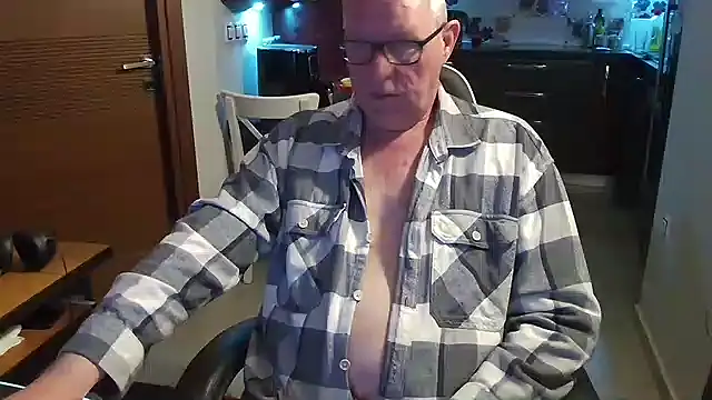 JamesBauer online show from 02-25-26, 05:06