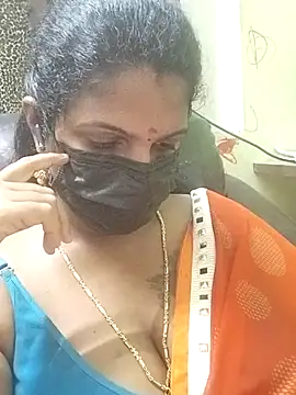 poojaa-rani online show from 12-15-25, 06:01