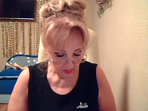 Margo Sweety online show from 11-28-25, 06:21