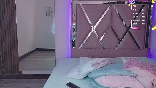 Ash Femboy online show from 01-08-26, 07:16