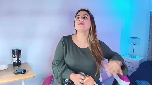 Lia adamsss online show from 01-11-26, 03:44