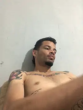 HenriquePhn online show from 03-08-26, 07:17