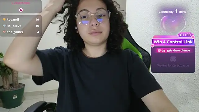 Snapshot of Mabbaldama chatting on 03-21-25, 11:45 Mabbaldama online show from 03-21-25, 11:45