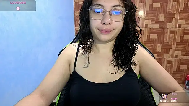 Snapshot of Mabbaldama chatting on 09-19-25, 04:07 Mabbaldama online show from 09-19-25, 04:07