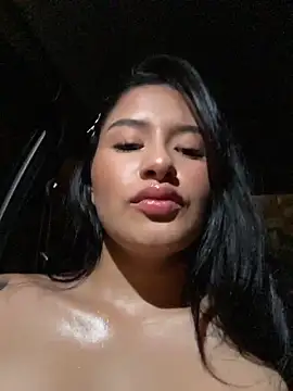 Snapshot of andrea_gomes_ chatting on 10-23-25, 08:46 andrea gomes online show from 10-23-25, 08:46