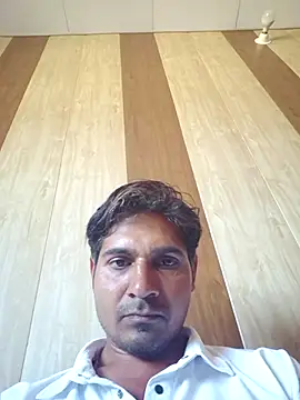 Snapshot of johnny8731 chatting on 03-23-25, 09:10 johnny8731 online show from 03-23-25, 09:10