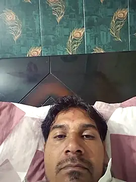 Snapshot of johnny8731 chatting on 09-27-25, 07:19 johnny8731 online show from 09-27-25, 07:19