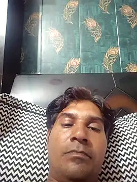 Snapshot of johnny8731 chatting on 10-19-25, 03:12 johnny8731 online show from 10-19-25, 03:12