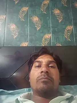 Snapshot of johnny8731 chatting on 10-26-25, 02:12 johnny8731 online show from 10-26-25, 02:12